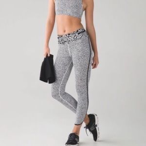 Lululemon real quick pace tight luxtreme New!